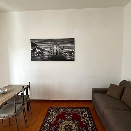 Bilocale Silenzioso A Bignami Apartment Milan Exterior photo